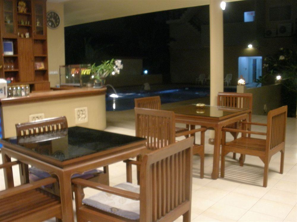 Appartamento C.A.P Mansion Phuket Esterno foto