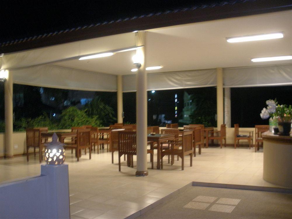 Appartamento C.A.P Mansion Phuket Esterno foto