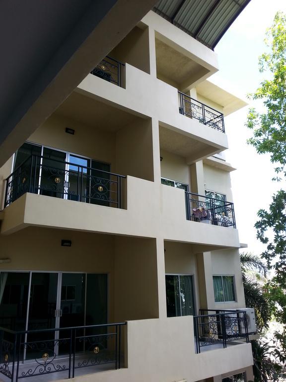 Appartamento C.A.P Mansion Phuket Esterno foto