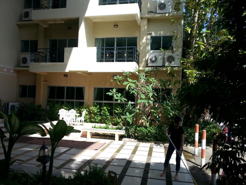 Appartamento C.A.P Mansion Phuket Esterno foto
